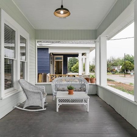 Restored 1930S Uptown Bungalow 2 Min. To Magnolia Waco Exteriér fotografie